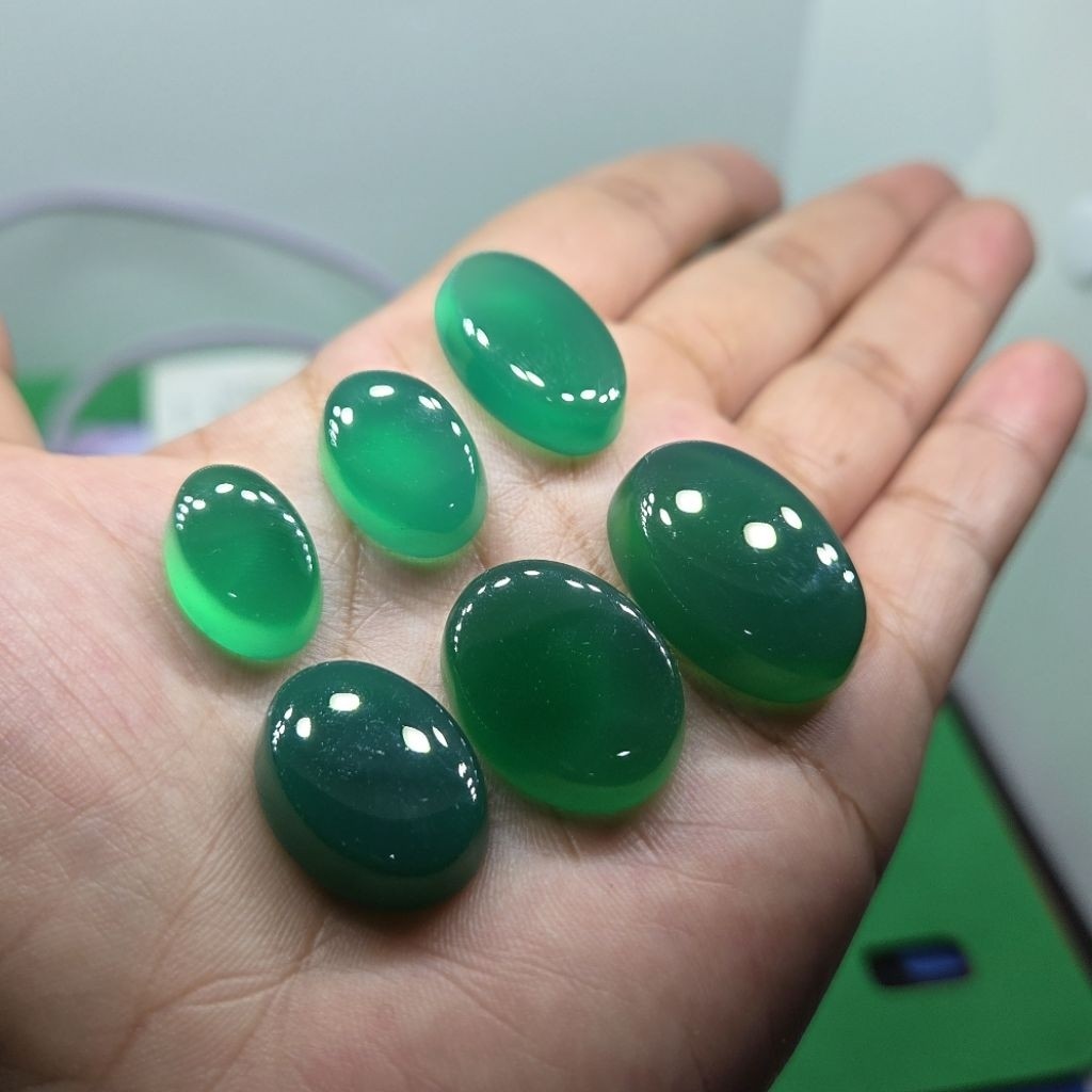 Batu Yaman Hijau / Yaman Habasyi Kristal Asli Natural elegan