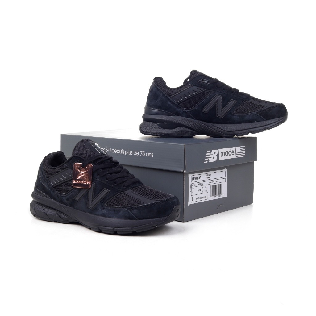 Sepatu  New Balance M990BB5 V5 Triple Black - NB 990