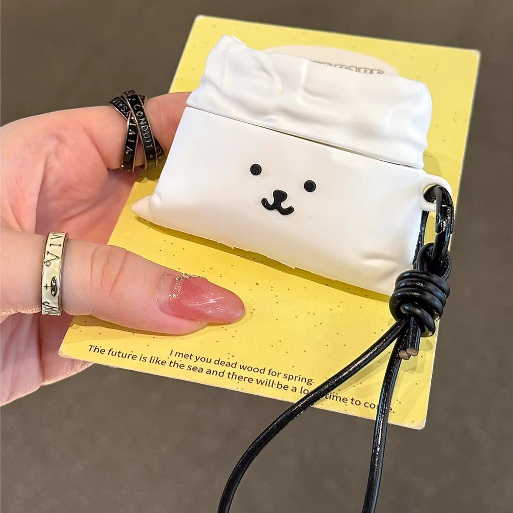 Tas kain lucu kartun beruang yang menghina diri sendiri untuk casing earphone AirPods4 AirPodsPro3 B