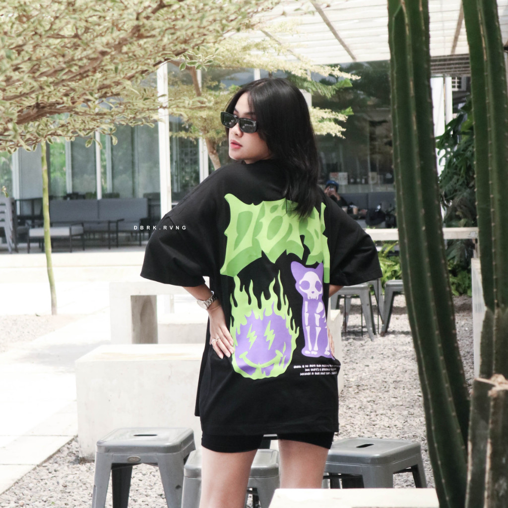 OVERSIZE T-SHIRT -  CREEPY CAT - BLACK - DBRK RVNG