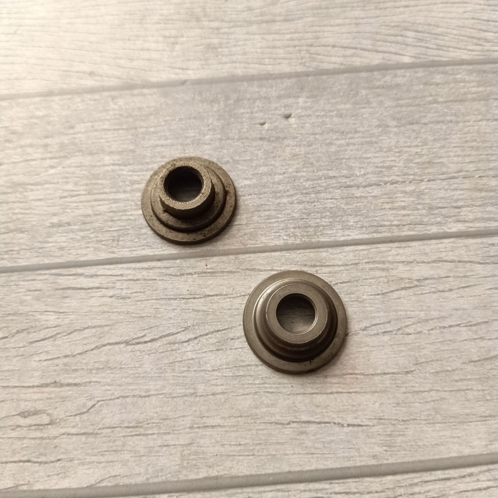 TOPI KLEP RETAINER RETAINER KLEP SMASH TITAN SHOGUN GENUINE