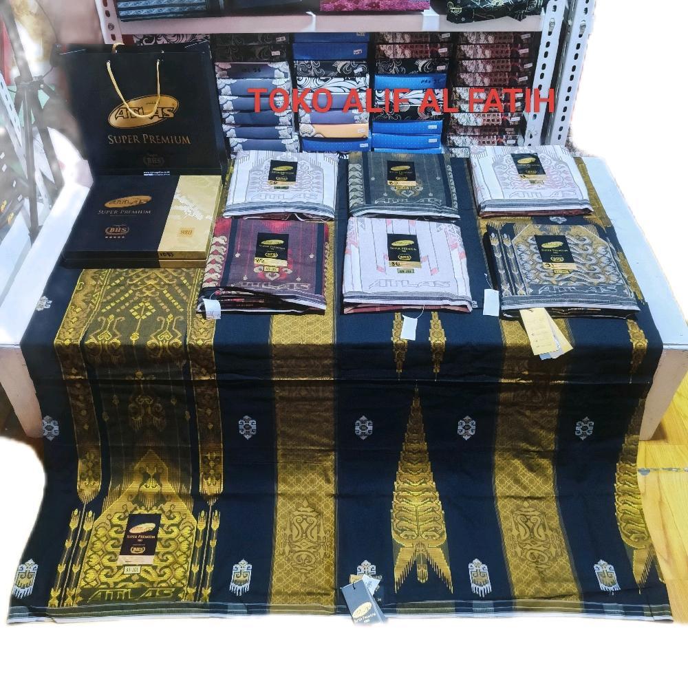 SARUNG ATLAS SUPER PREMIUM 980 GOLD HITAM ORIGINAL