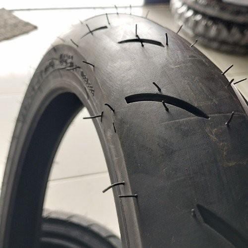 Ban IRC MBR 110 Ukuran 120 70 14 Ban Soft Compound Tubeless