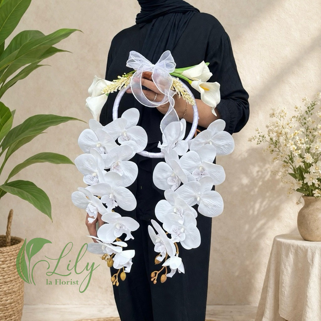 BOUQUET BUNGA ENGAGEMENT / WEDDING / HAND BOUQUET BUKET LILY ANGGREK BQ10