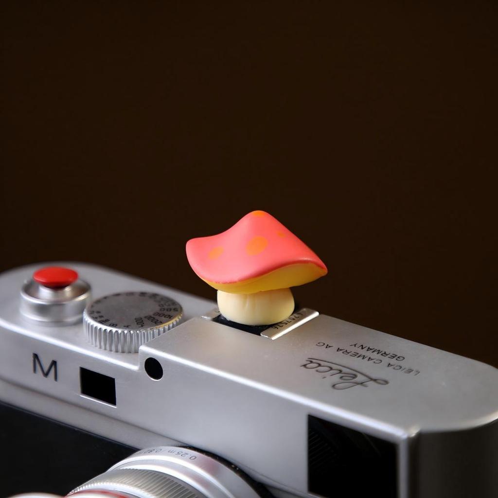 Cute Mushroom Camera Hot Shoe Cover for Fuji XT30II XT5 XT4 XT50 XM5 Leica Q3 Nikon ZF ZR Sony Canon