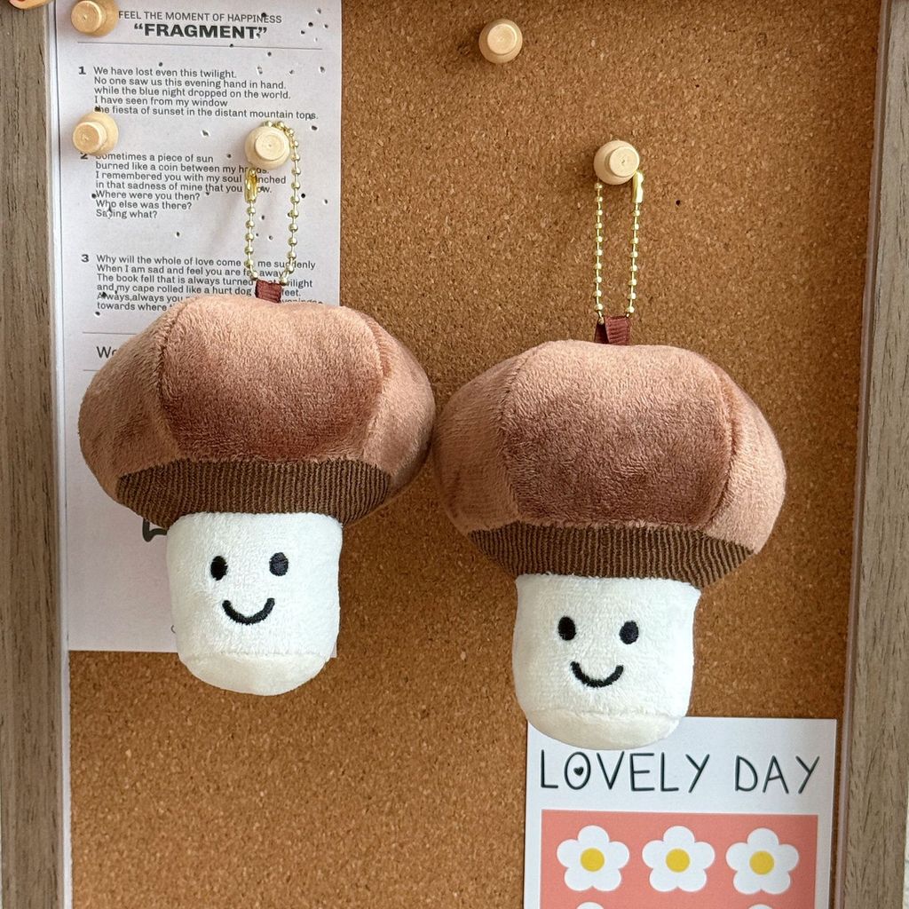 Boneka Gantungan Kunci Jamur Kecil Lucu Kreatif Super Lembut dan Menyenangkan