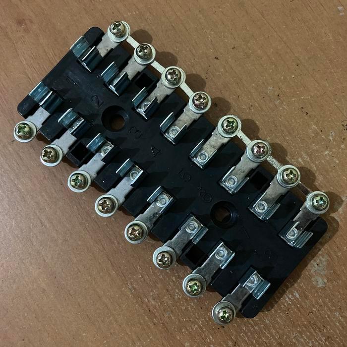 Fuse Box Fusebox Rumah Kotak Sekring Pengganti Toyota Corolla KE20 KE30 Corona RT81 RT100 RT104 RT11