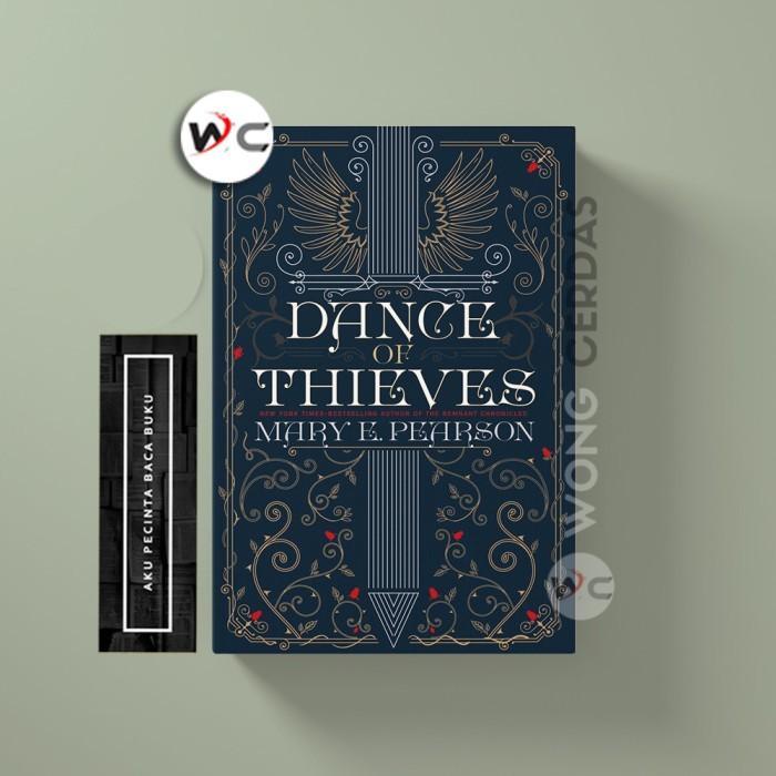 Dance of Thieves by Mary E. Pearson