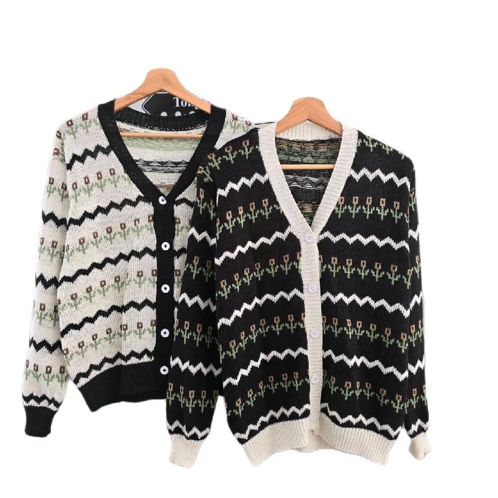 Chocsquare outer cardigan wanita knitwear motif bunga warna dasr hitam dan putih