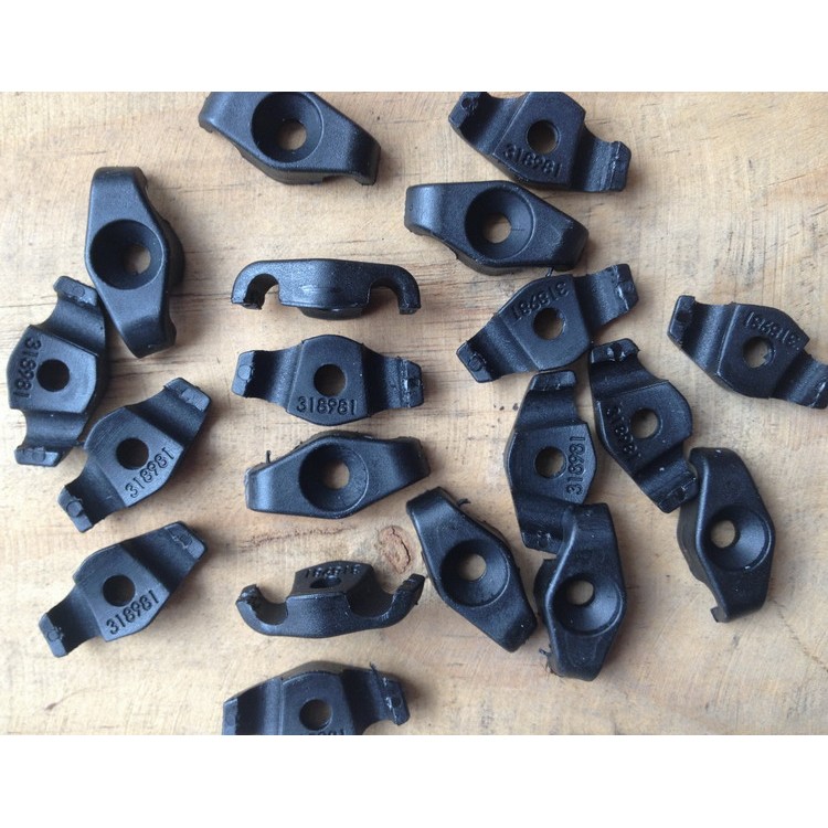 2pcs Bicycle Brake Shift Cable Hose Fixture wire Housing Hose Guide Bottom Brakct Cable Guide 318981