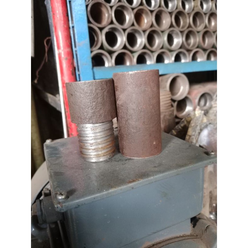 FAVORE Sok Drat Luar Dalam 1" Inch Besi Sumur Bor