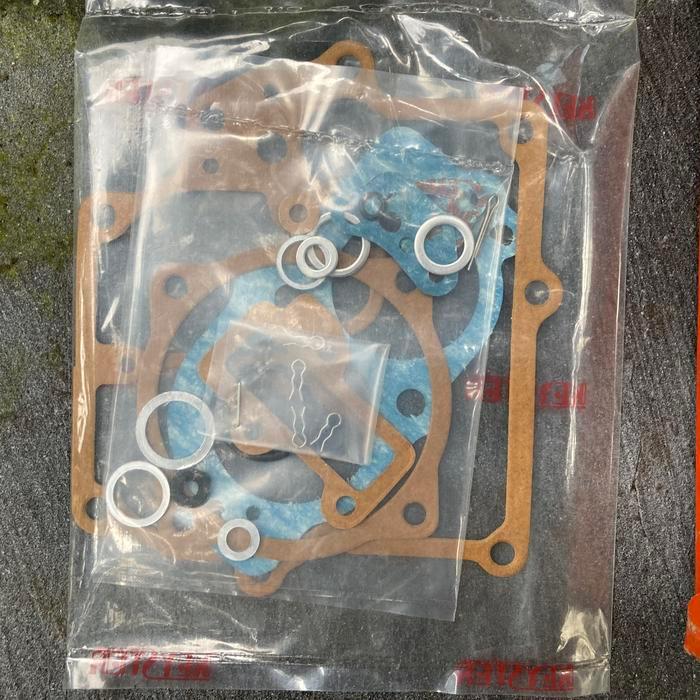 Carburetor Kit Repair Karburator Karbu Toyota Hiace Bensin RH11 Hilux Pickup Lama RN20 RN25 Corona R