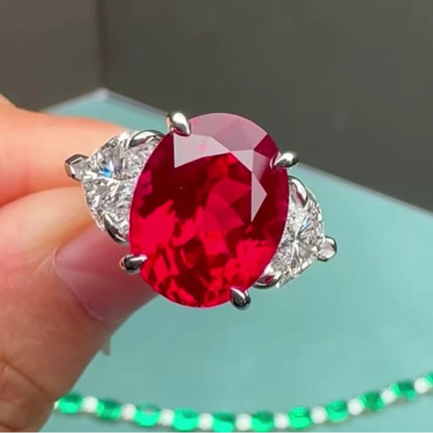 Cincin Hati Merah Darah Merpati Baru Perhiasan mewah kelas atas untuk perdagangan luar negeri lintas