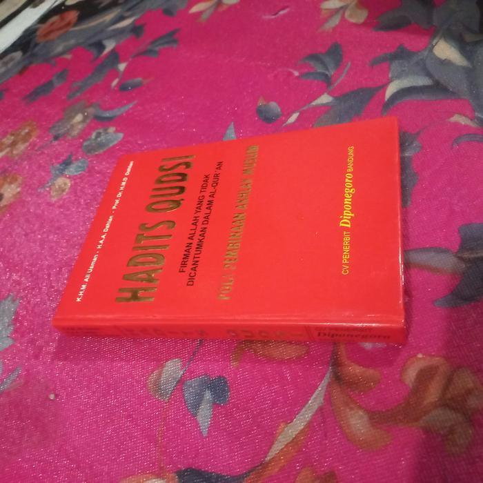Buku Hadits Qudsi firman Allah yang tidak dicantumkan dalam Al Quran