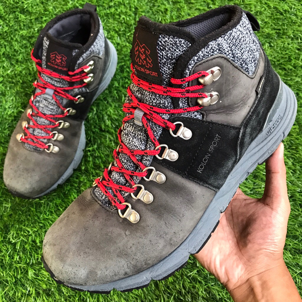 Sepatu Gunung K. Sport Goretex Vibram Grey ukuran 40,5 Outdoors shoes Tangan Ke-2