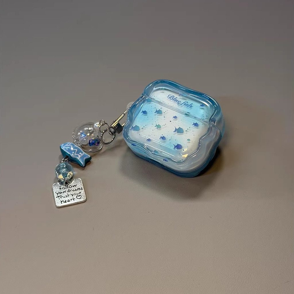 Sarung telinga AirPods4 motif sekolah ikan kecil biru keemasan, cocok untuk AirPodsPro3 2025 nirkabe
