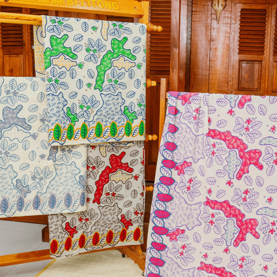SEPIAK BELITONG KAIN BATIK MOTIF KEKINIAN KAIN PREMIUM CETAK MOTIF DAUN SIMPOR SERIES KHAS BELITUNG