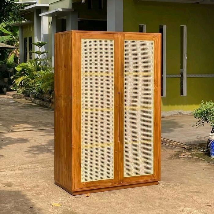 LEMARI PAKAIAN LEMARI BAJU MINIMALIS MODERN KAYU JATI PINTU ROTAN