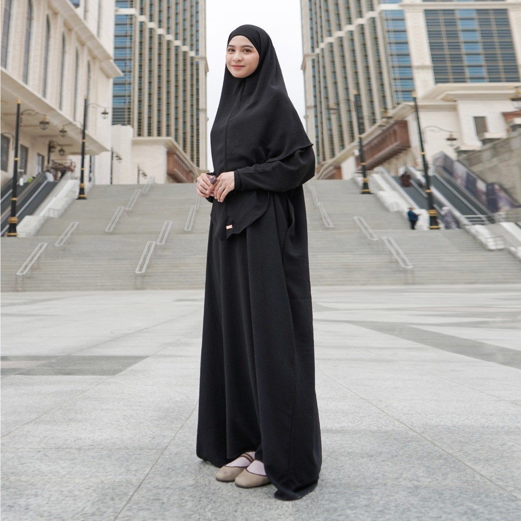 Lozy Hijab - Hafsha Abaya Set (Abaya Gamis Set Bergo Syari Haji dan Umrah Bahan Crinkle Premium)