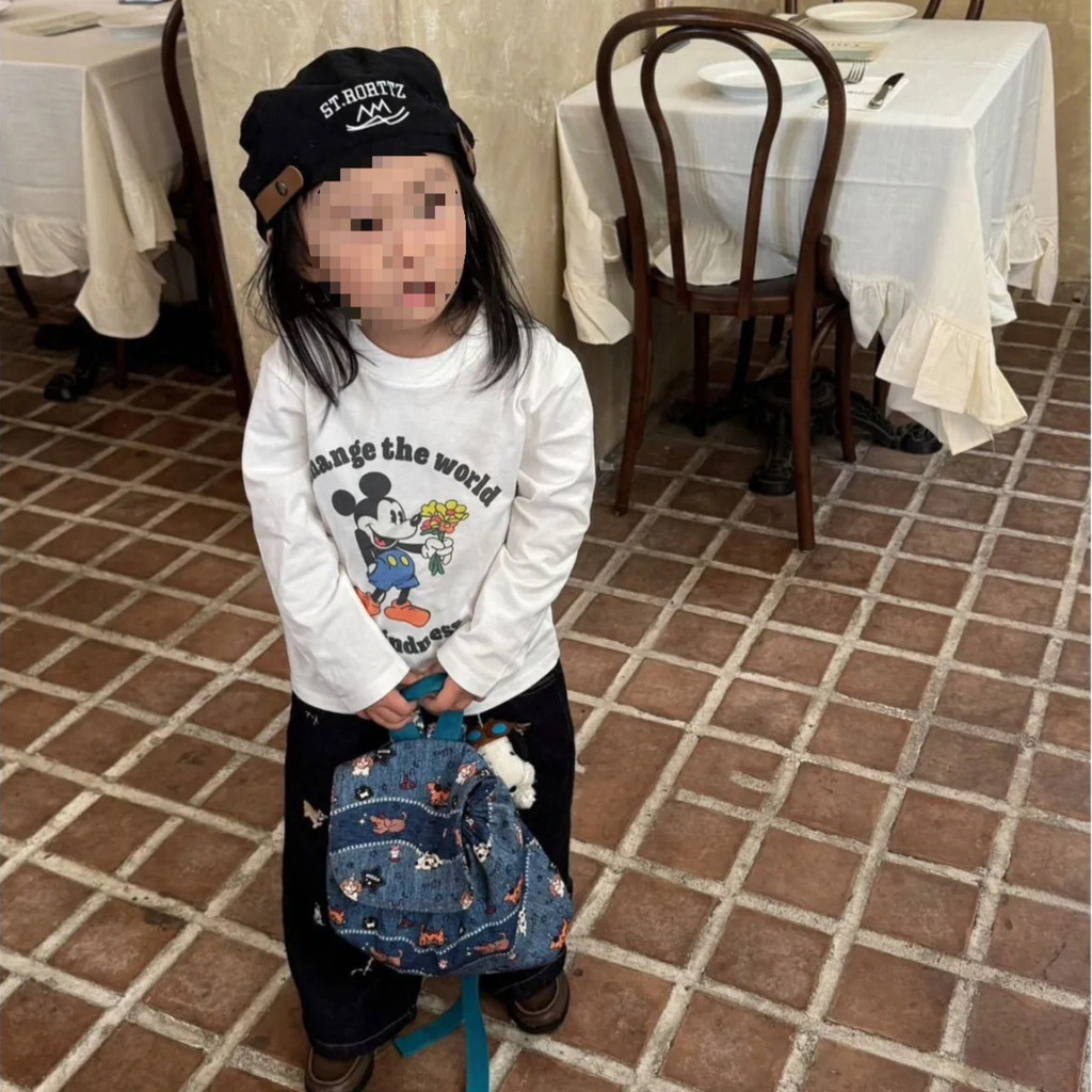 Kaos dalam lengan panjang bergambar kartun untuk bayi perempuan, warna putih kasual, serbaguna.