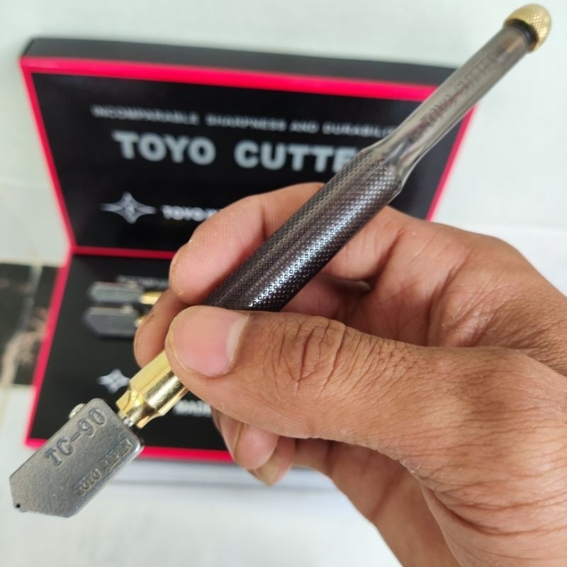 PLAOSANSTORE Toyo TC 90 Original Japan Oil Glass Cutter Asli japan Alat Potong Kaca Toyo Original Ja