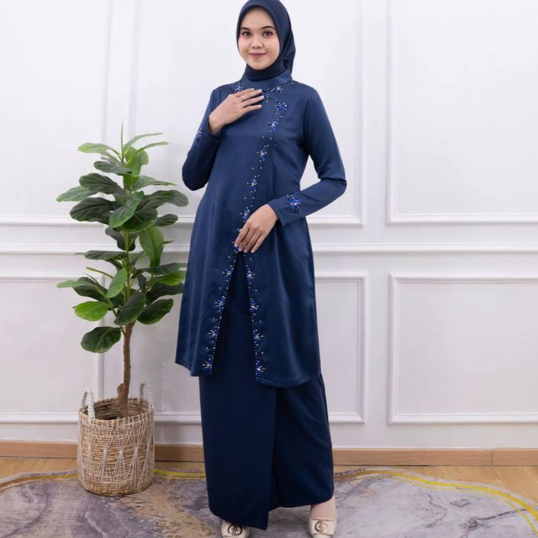 PRILLY BUSANA - Srikandi Set Kurung Payet Roberto Cavali - Setelan Rok Payet  - Baju Kurung Malaysia