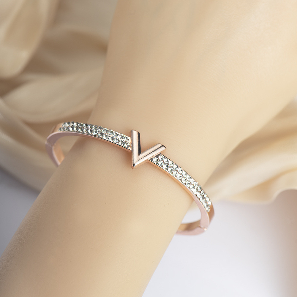Abjad V Gelang Kata Gelang Wanita Aksesori Perhiasan Perhiasan Pemula Gelang Wanita Perhiasan Eropa 