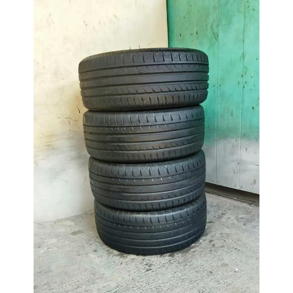 Ban Mobil Ukuran 225/55 R17 Kondisi 75 Persen Ban