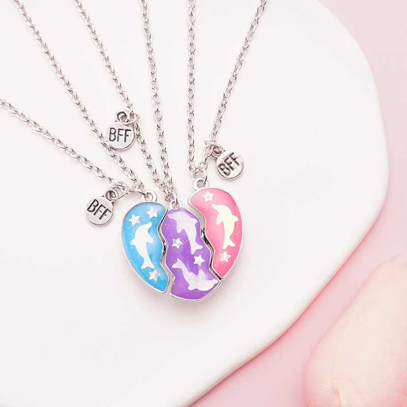 Kalung magnet anak tiga potong set cinta teman baik perhiasan paduan BFF kalung liontin gadis kartun