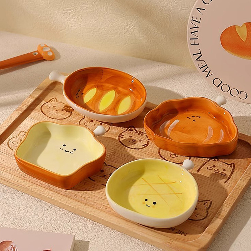 Home Creative Plate Ceramic Seasoning Plate Dipping Plate Ceramic Bread Plate Cute Croissant Pattern