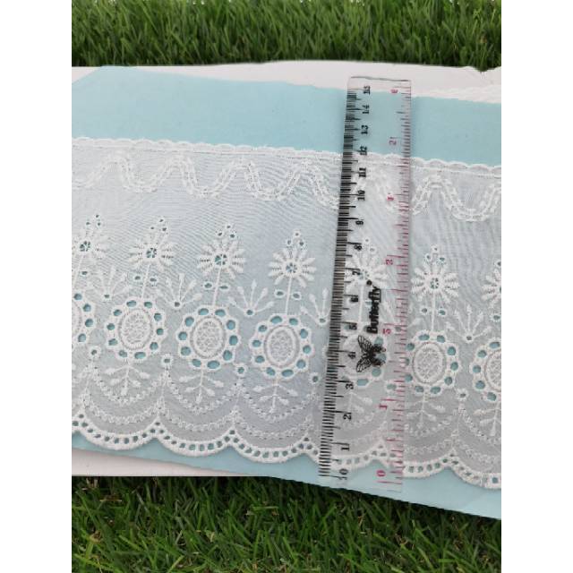 (PER METER) - RENDA KATUN JEPANG. KUALITAS SUPER. UKURAN LEBAR 12 CM. WARNA PUTIH. (PER METER)