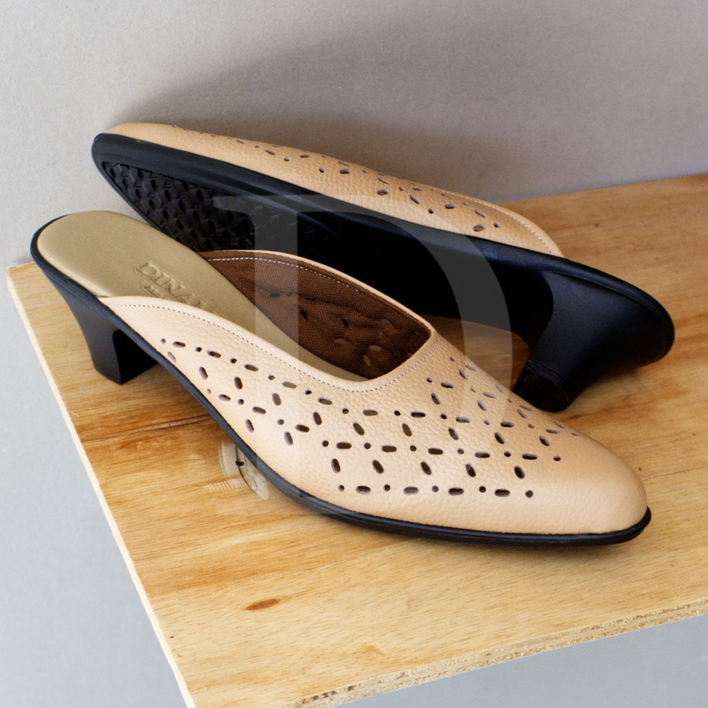 Selop Kulit Wanita Ballerina Bolong Hak 5cm