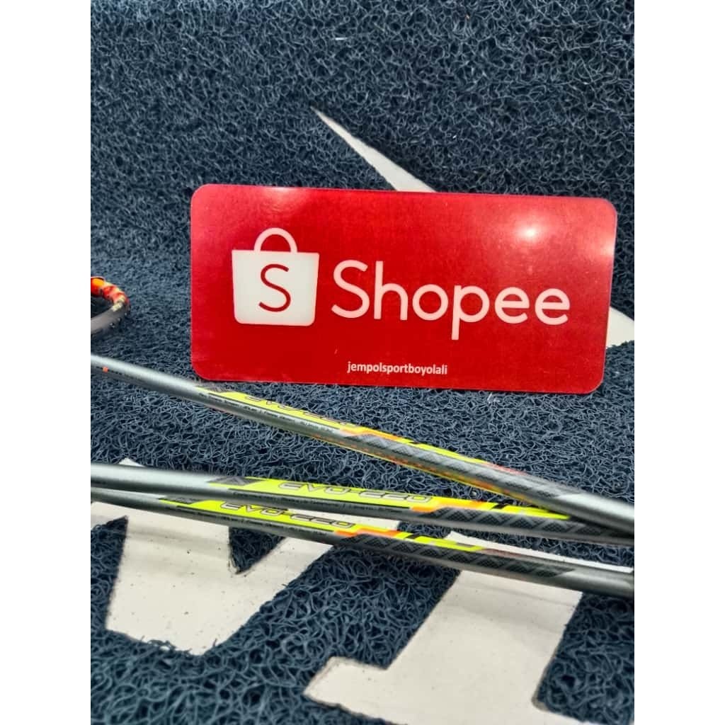 RAKET BADMINTON DUNLOP EVO FREE RAKET BADMINTON YONEX ARCSABER 0