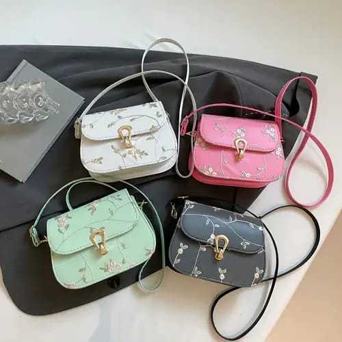 Tas Selempang Mini Motif Renda Bunga