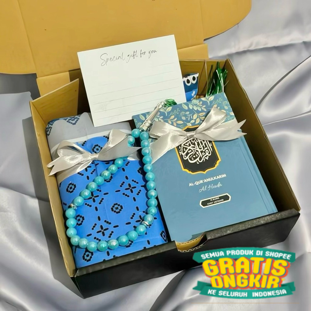 YNK Gift Box Set Sajadah Traveling dan Alquran Saku Mini untuk Cewek | hadiah Kado gift box ulang ta