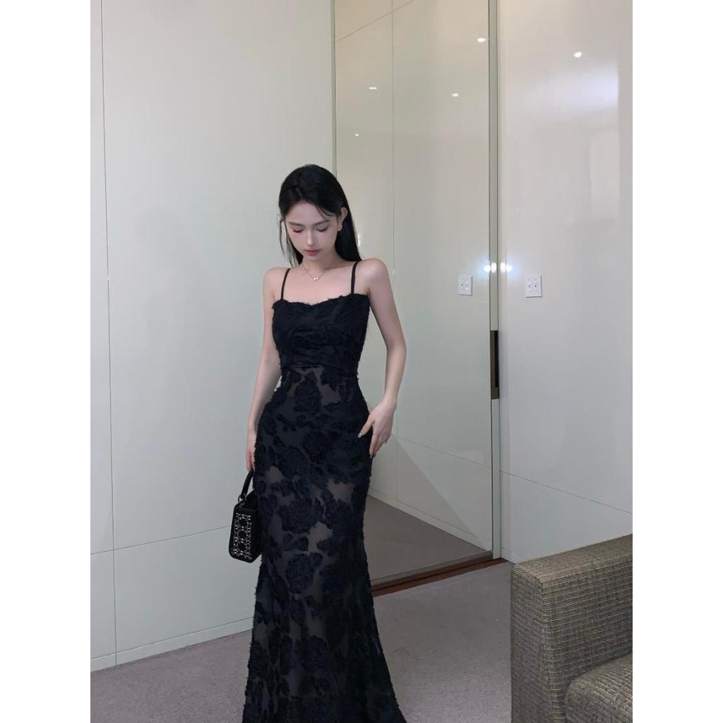 Aroana dress Big Size Gaun Suspender Hitam Temperamen Halter Gaun Slim Dress Gaun Panjang