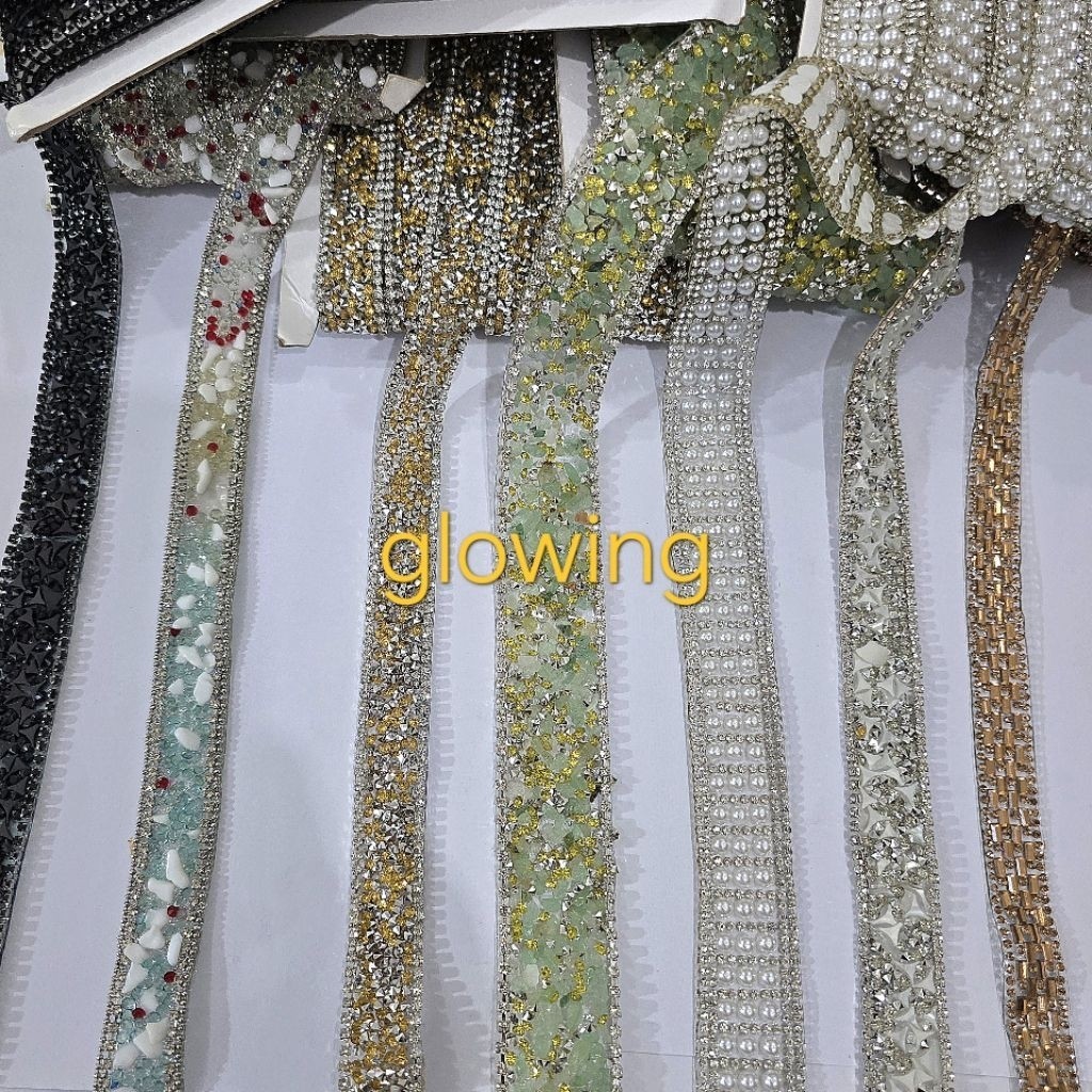 (PER METER) -  RENDA GOSOK BATU KRISTAL - SEJENIS SWAROVSKI (PER METER)