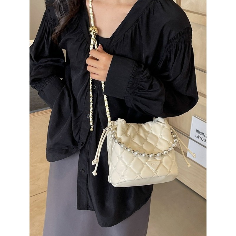 Tas Wanita Gaya Korea Tas Bucket Kecil Terinspirasi Chanel Tas Musim Panas Fashion Selempang Bahu Tu