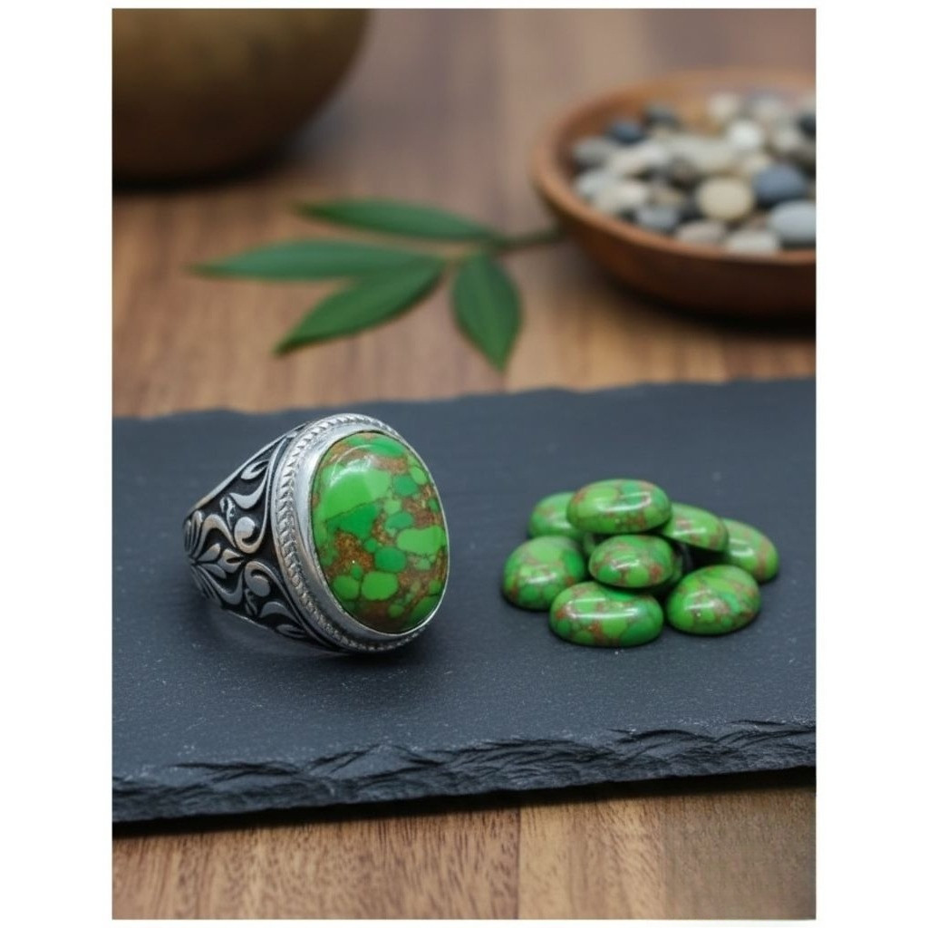 cincin batu pirus mesir hijau urat emas