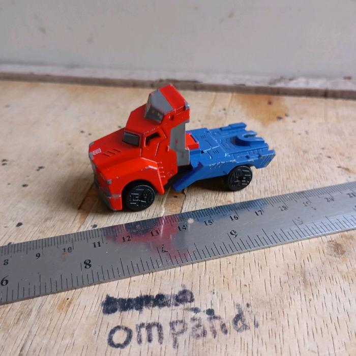 diecast transformers truck optimus prime minus GG99