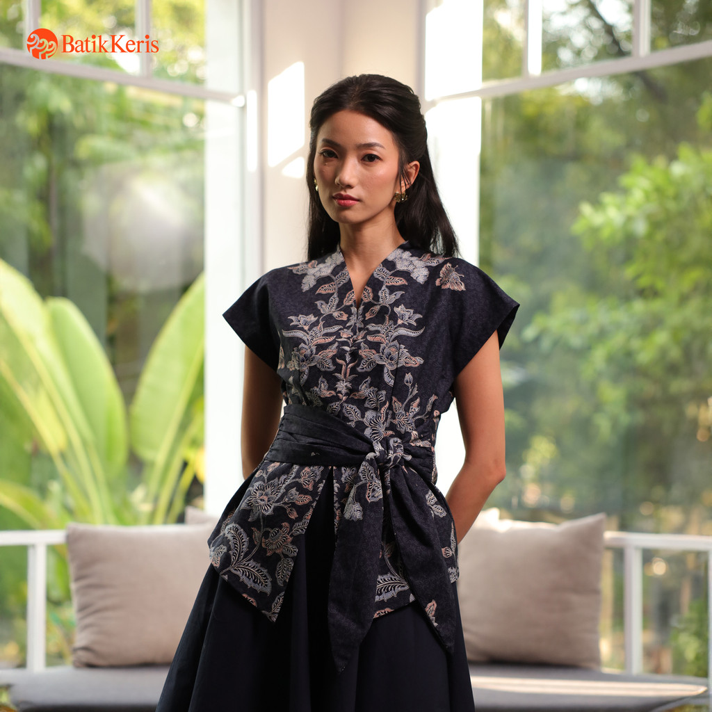 Batik Keris Kebaya Batik Lengan Setali Motif Ratna Kusuma