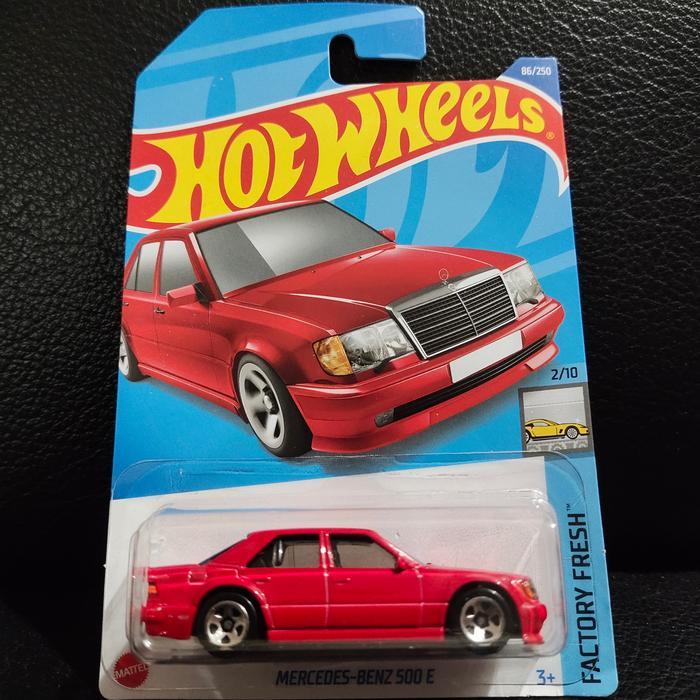 hot wheels mercedes benz 500 e