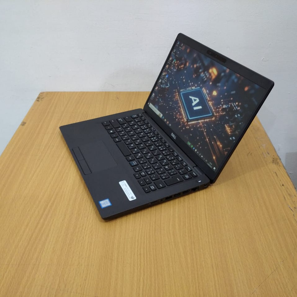 laptop  laptop Dell 5400 ssd 256Gb core i5 gen8 Ram 8Gb ringan