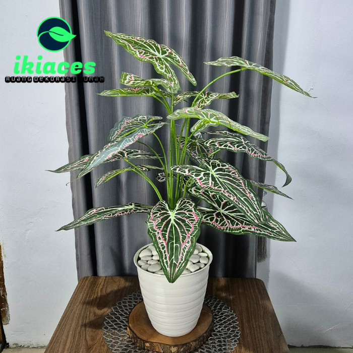 READY DAUN CALADIUM ARTIFISIAL JUMBO DAUN KELADI PLASTIK BUNGA HIAS PALSU DEKORASI TANAMAN POJOKAN R