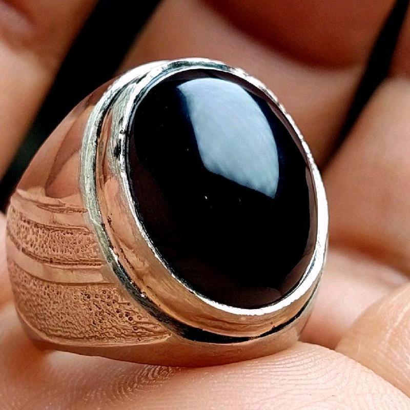 Cincin batu yaman wulung hitam lokal senter merah / cincin pria yaman hitam habasy elegan