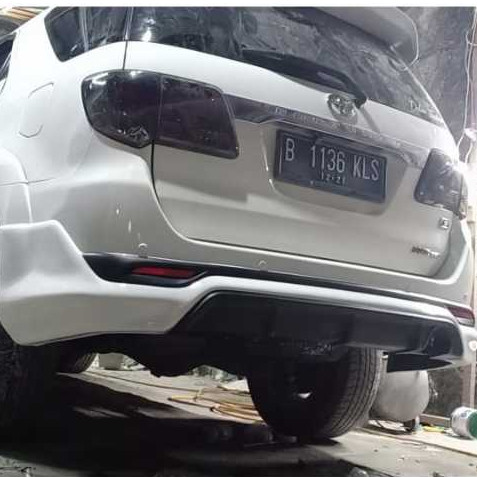 Bodykit Fortuner 2011-2014 Plus Spoiler