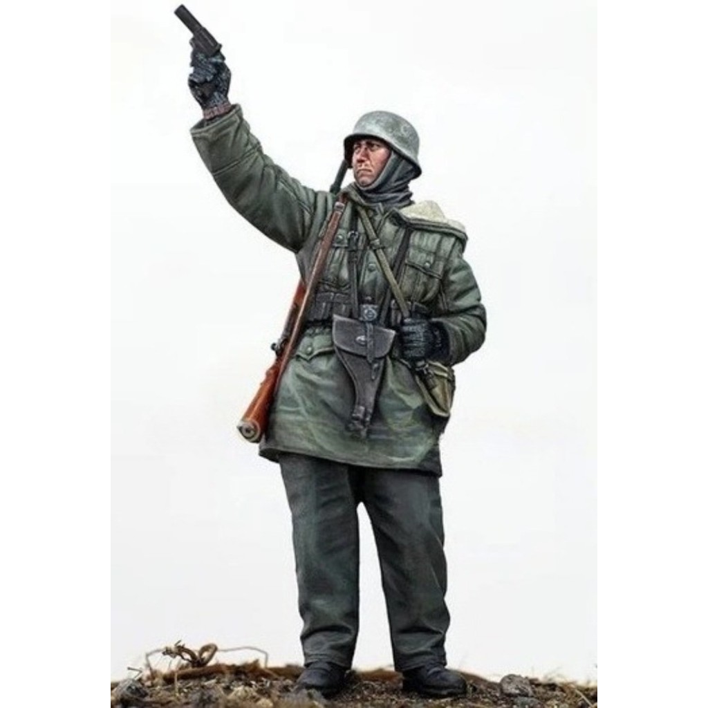 1/35 Scale Resin Figure Assembled Model Kit GRENAER WITH WWII FLARE GUN History Miniature Toys Unass