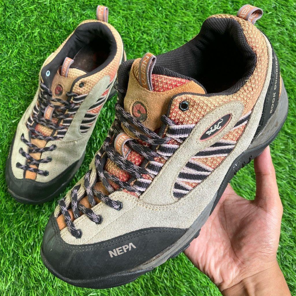 Sepatu Gunung NEPA Xpider Low outdoors shoes ukuran 41 Tangan Ke-2
