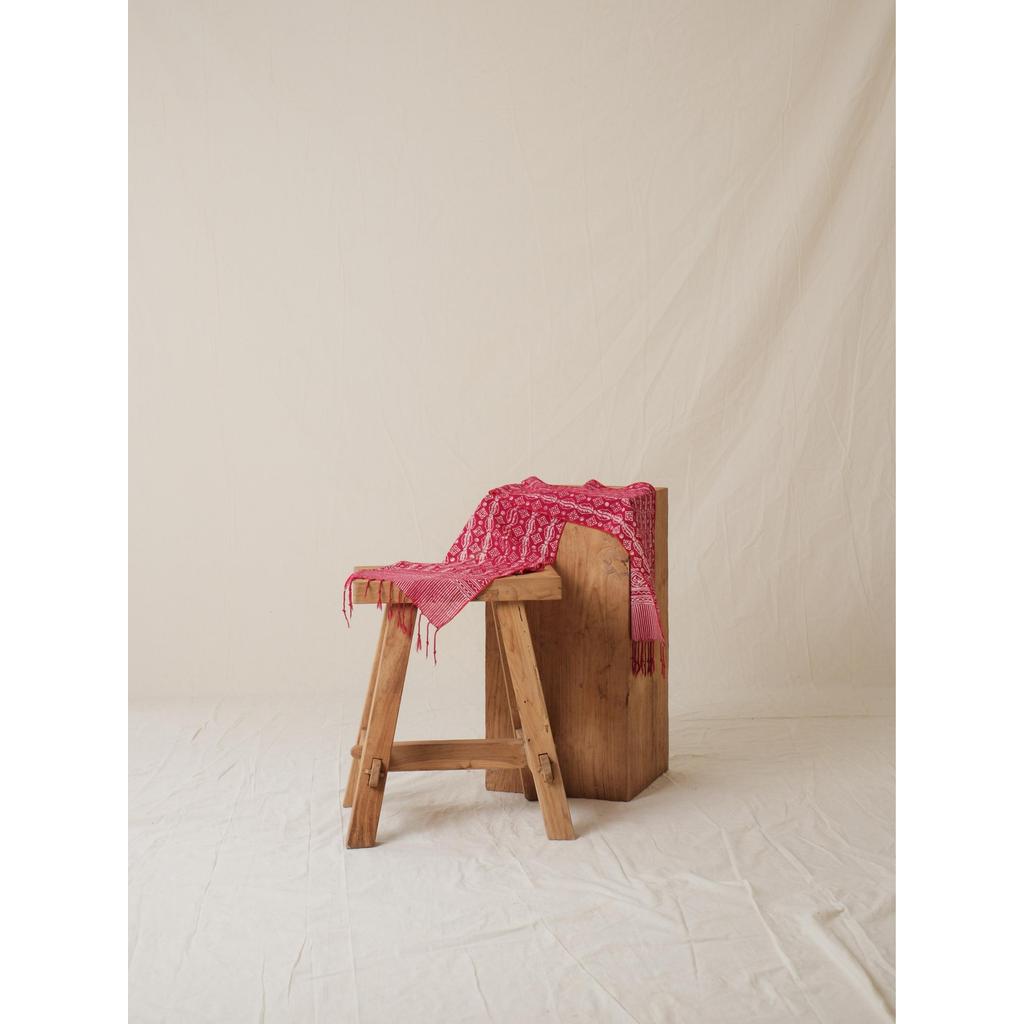 BATIK RATU - Scarf Batik Ceplok Wibowo - Red