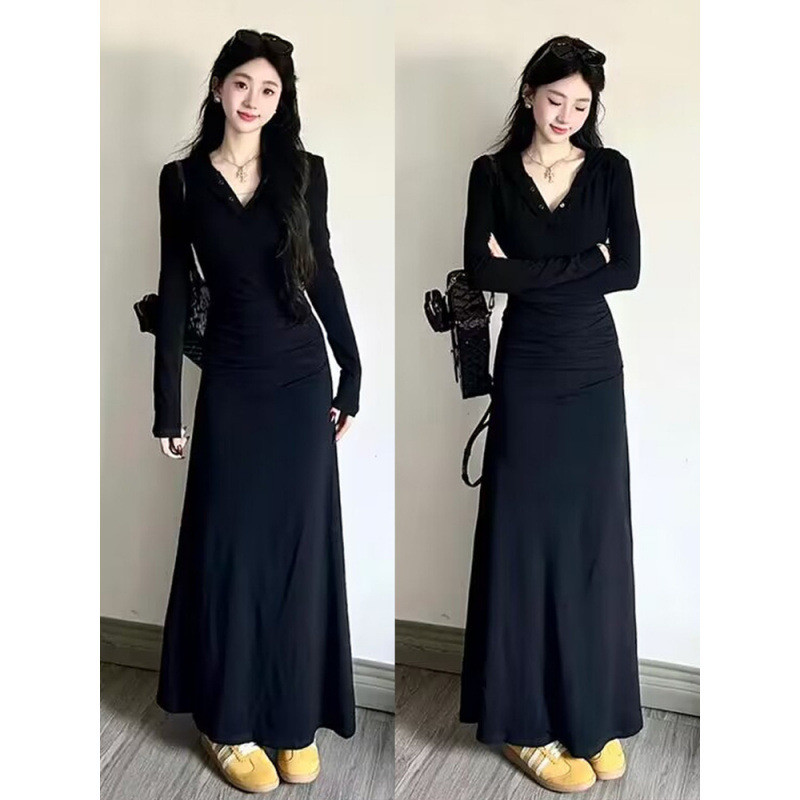 Kenakan satu set lengkap gaun sweatshirt hitam kelas atas dan rok panjang baru.